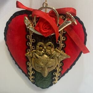 Heart with Golden Fox and Horn Christmas Ornament EUC